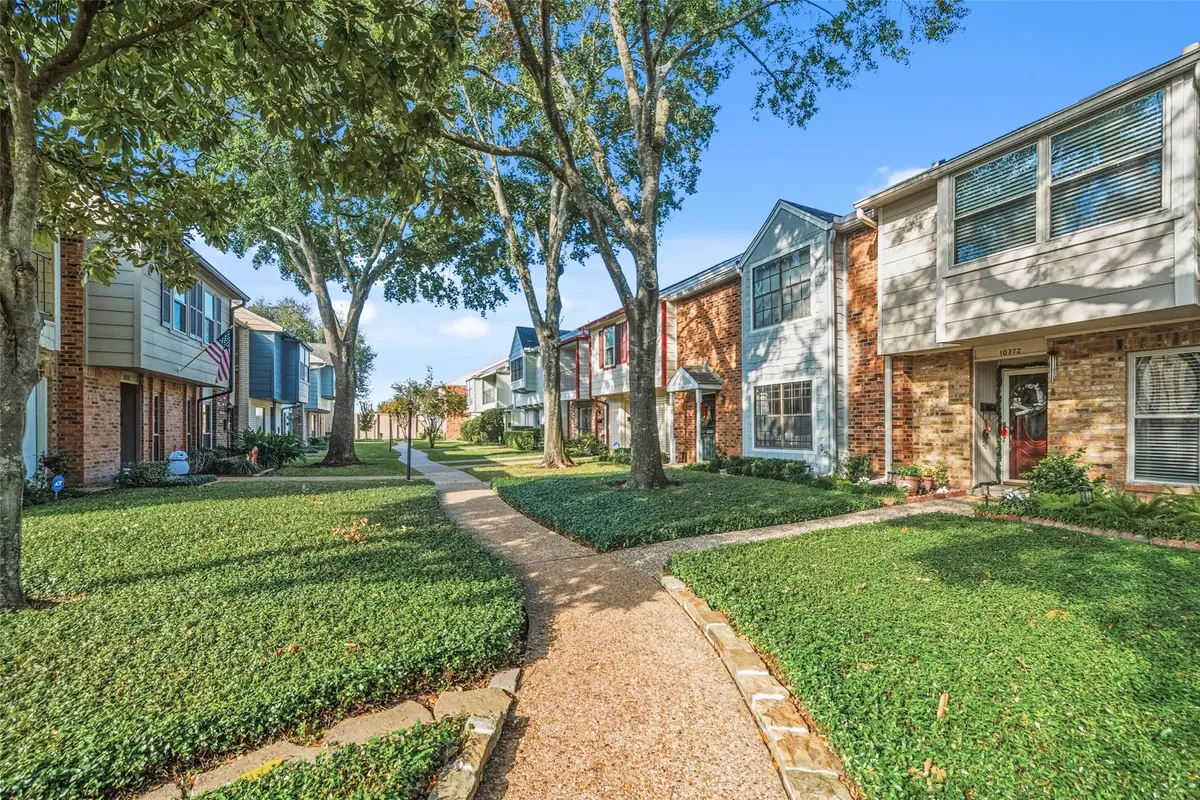 10370 Longmont Drive, Houston, TX 77042 - Image #1