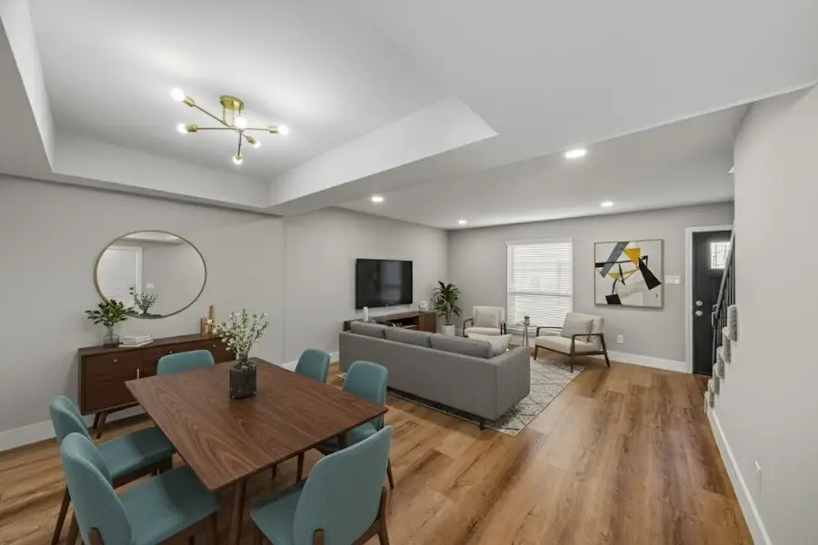 10370 Longmont Drive, Houston, TX 77042 - Image #2