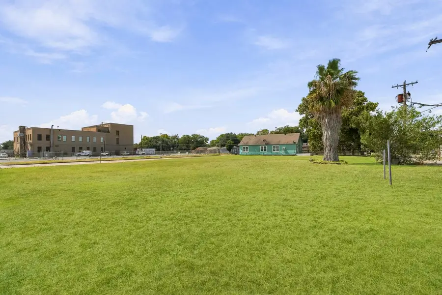 0 6th Avenue N, Texas City, TX 77590 - #3