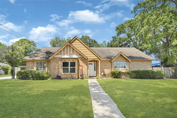 7702 Dashwood Drive, Houston, TX 77036