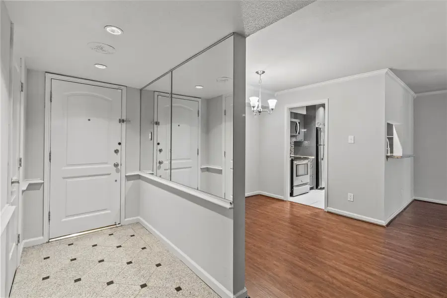 4627 Wild Indigo Street #604, Houston, TX 77027 - #3