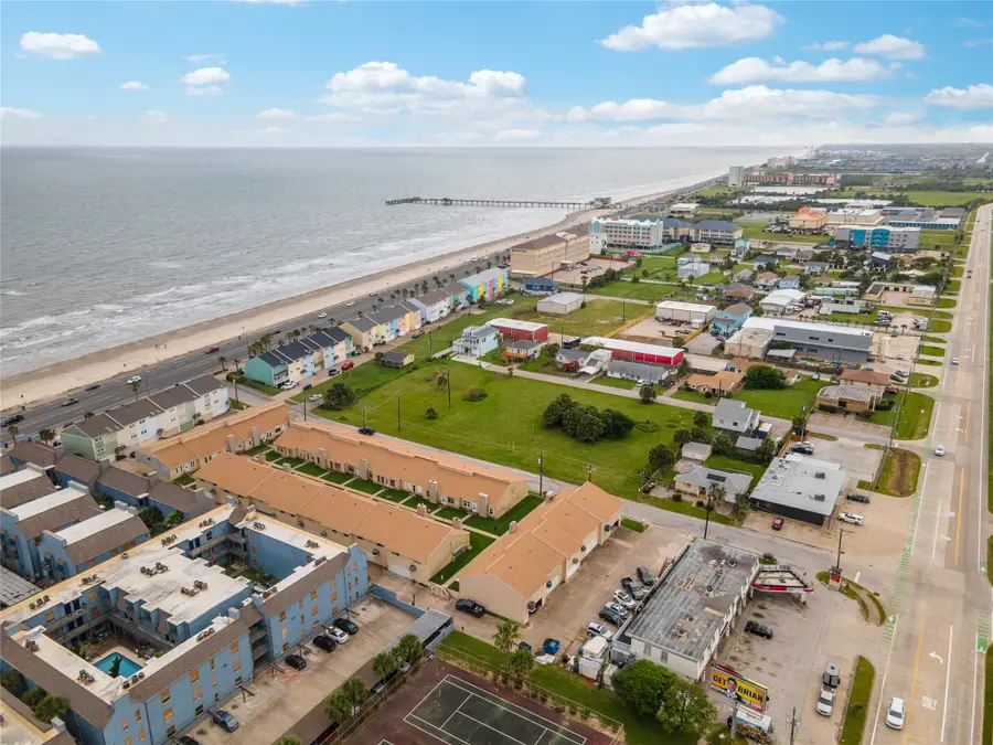 3700 83rd Street #9, Galveston, TX 77554 - #2