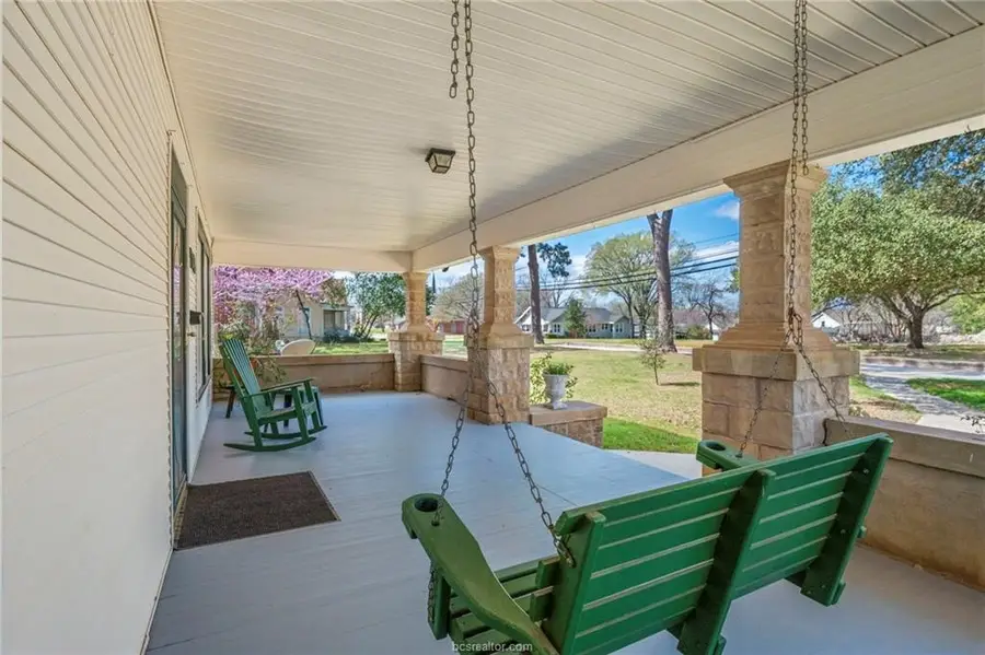 501 W Buck Street, Caldwell, TX 77836 - #3