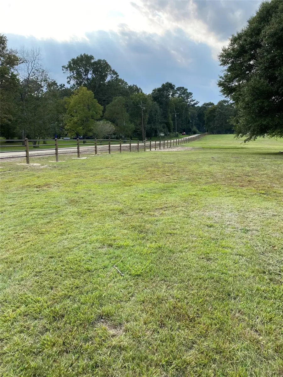 000 Seven Sisters Road Road, New Caney, TX 77357 - #2