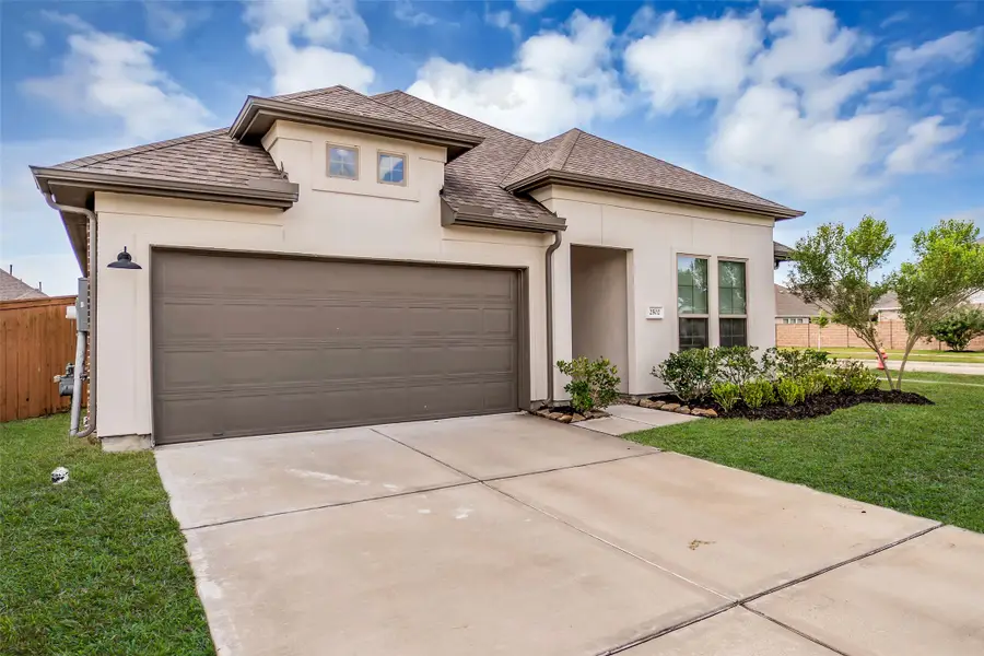 2502 Ocean Key Drive, Texas City, TX 77568 - #2