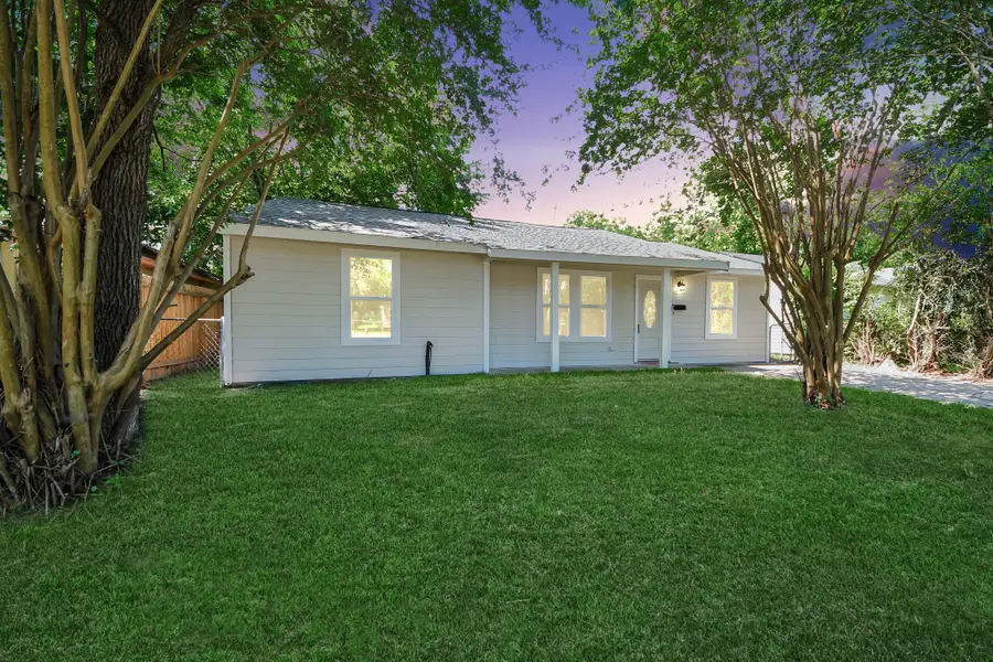 4914 Angleton Street, Houston, TX 77033 - #2