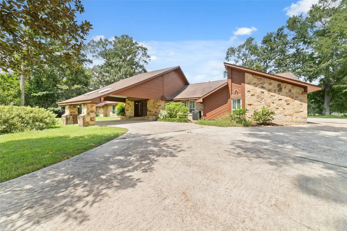 601 Brandon Road, Conroe, TX 77302 - #1