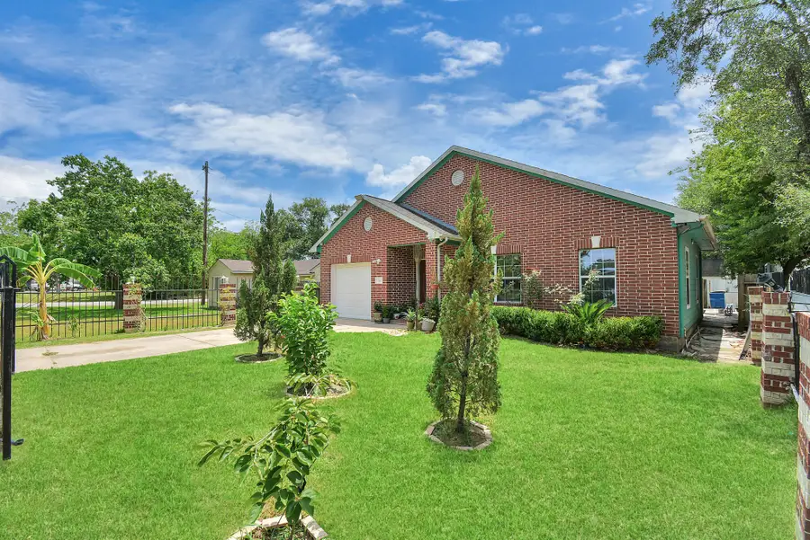 514 Avenue A, South Houston, TX 77587 - #2