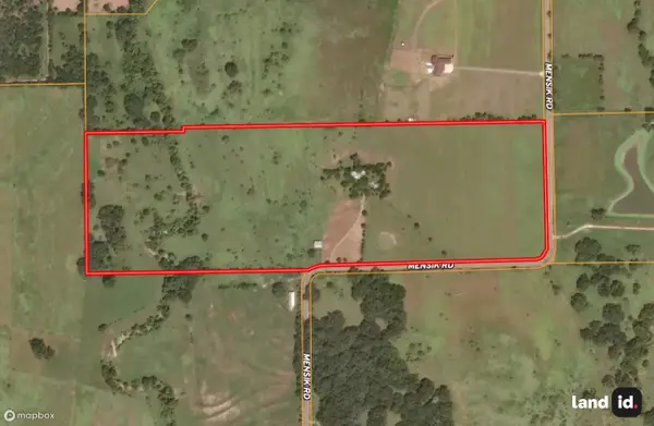 5208 Mensik Road, Schulenburg, TX 78956