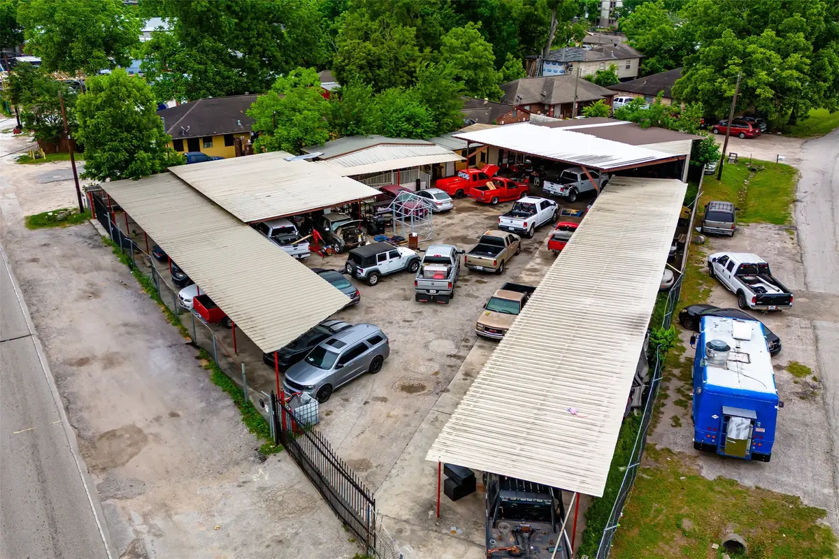 32 Berry Road, Houston, TX 77022 - #1