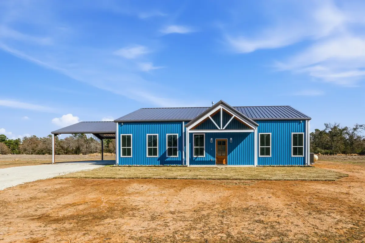 637 Round Prairie Rd, Huntsville, TX 77320 - #1