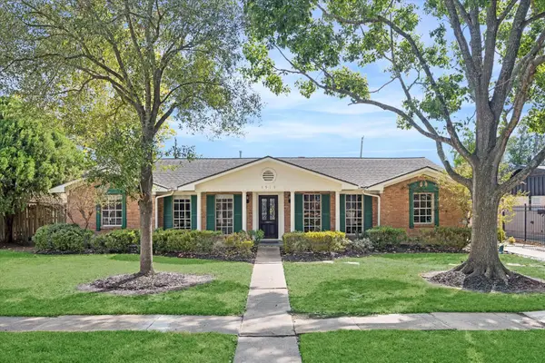 4919 Valkeith Drive, Houston, TX 77096