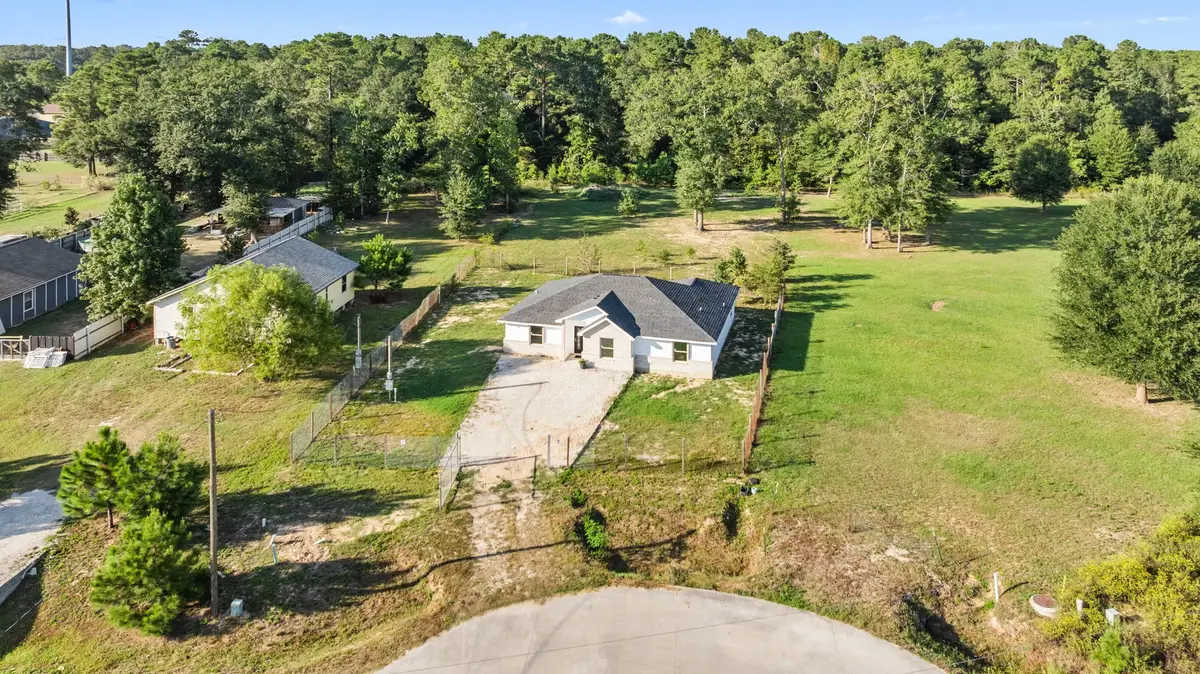 103 County Road 5019, Cleveland, TX 77327 - #1
