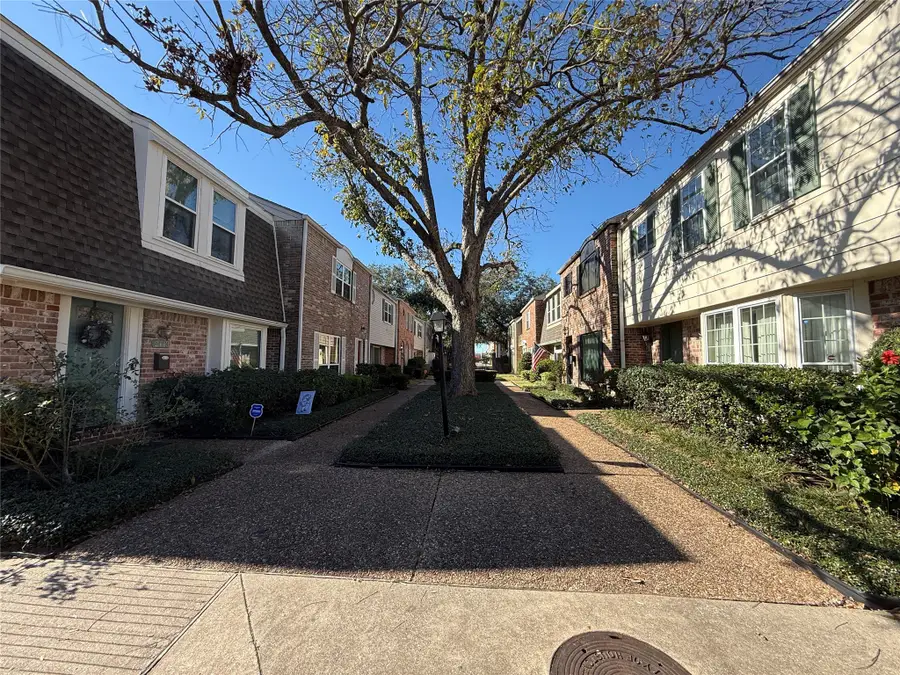 2115 Winrock Boulevard #40, Houston, TX 77057 - Image #2