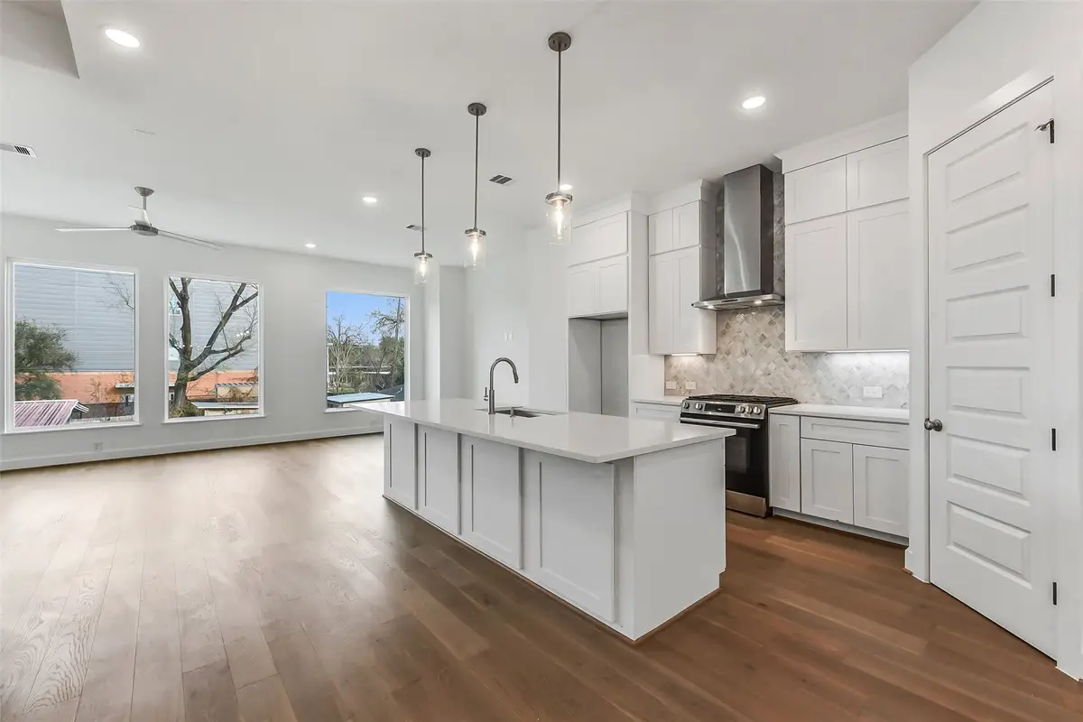 806 Fisher Street #A, Houston, TX 77018 - #1