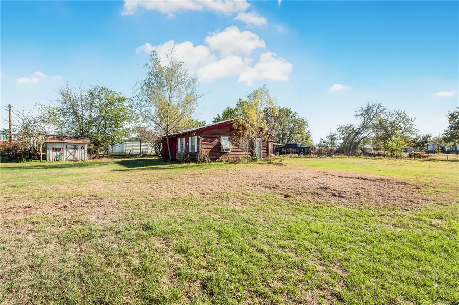 103 Leaning Oaks Street, Somerville, TX 77879 - #2