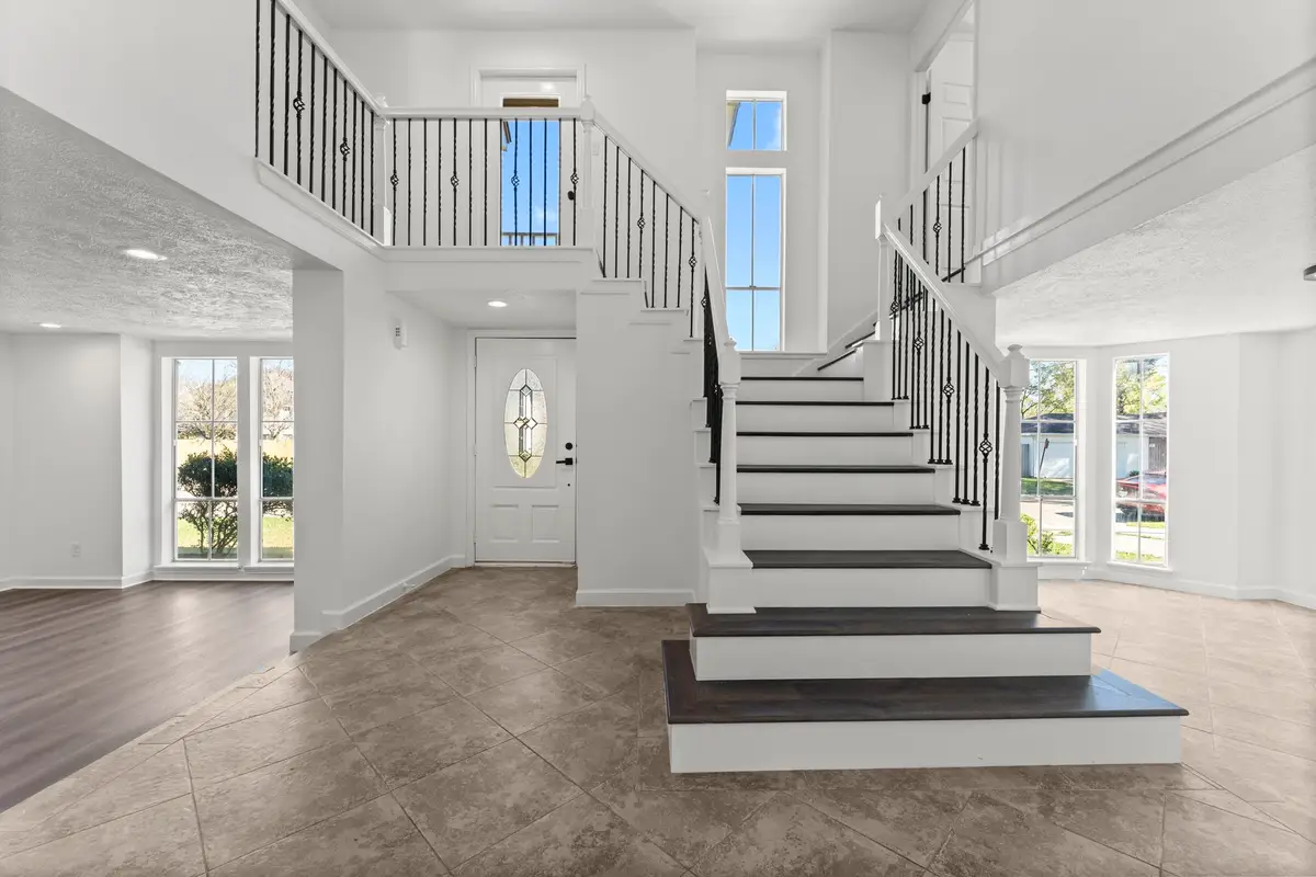 1678 Beaconshire Road, Houston, TX 77077 - Image #1