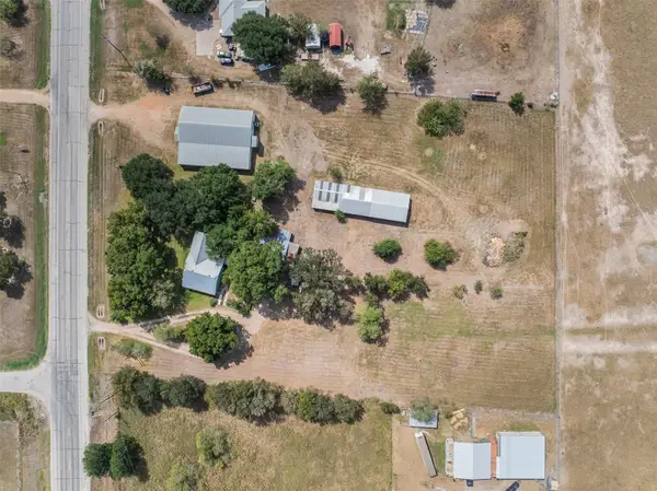 10554 Highway 159 E, Bellville, TX 77418