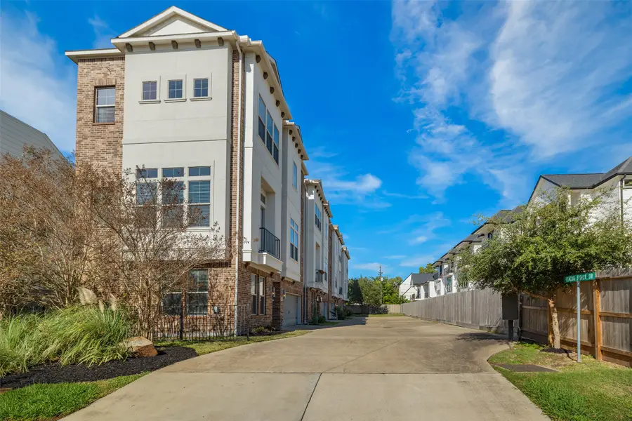 4003 Beacon Fisher Drive, Houston, TX 77018 - #3