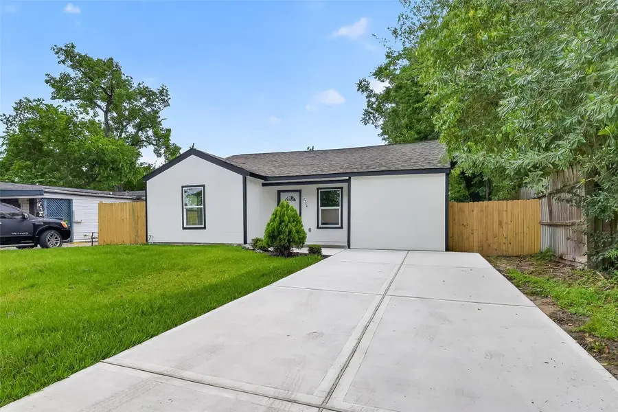 2504 Windsor Lane, Pasadena, TX 77506 - #2