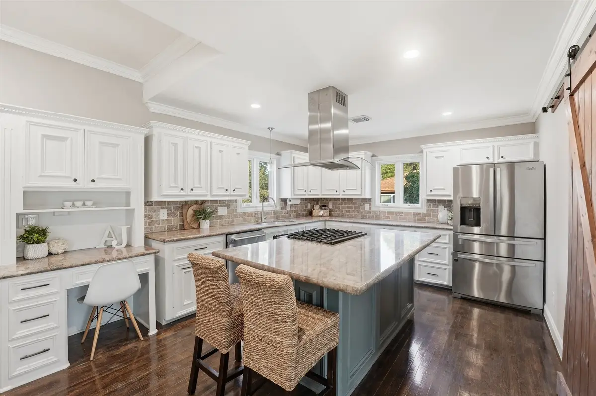 1008 Lawndale Avenue, Brenham, TX 77833 - #1