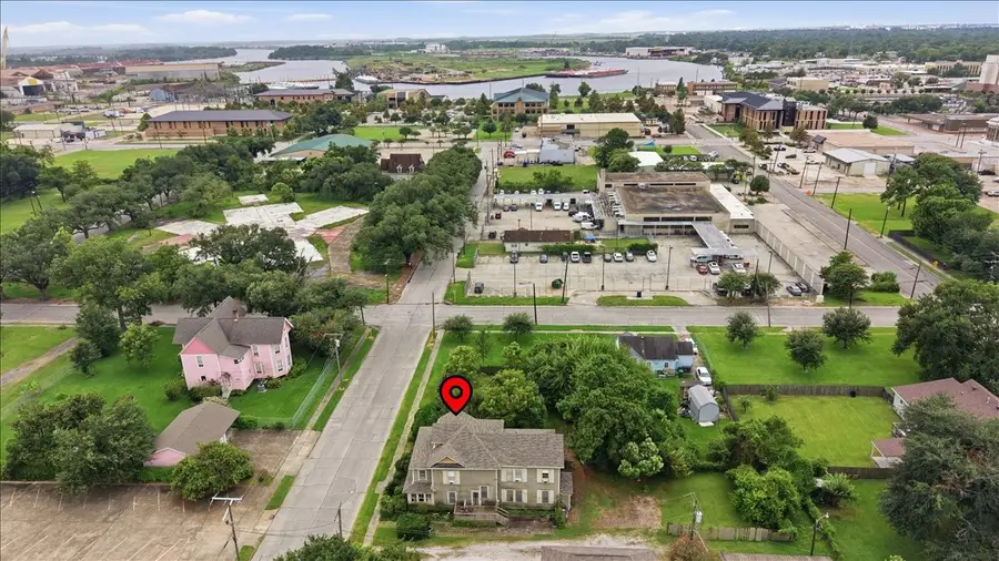 605 3rd Street, Orange, TX 77630 - #3