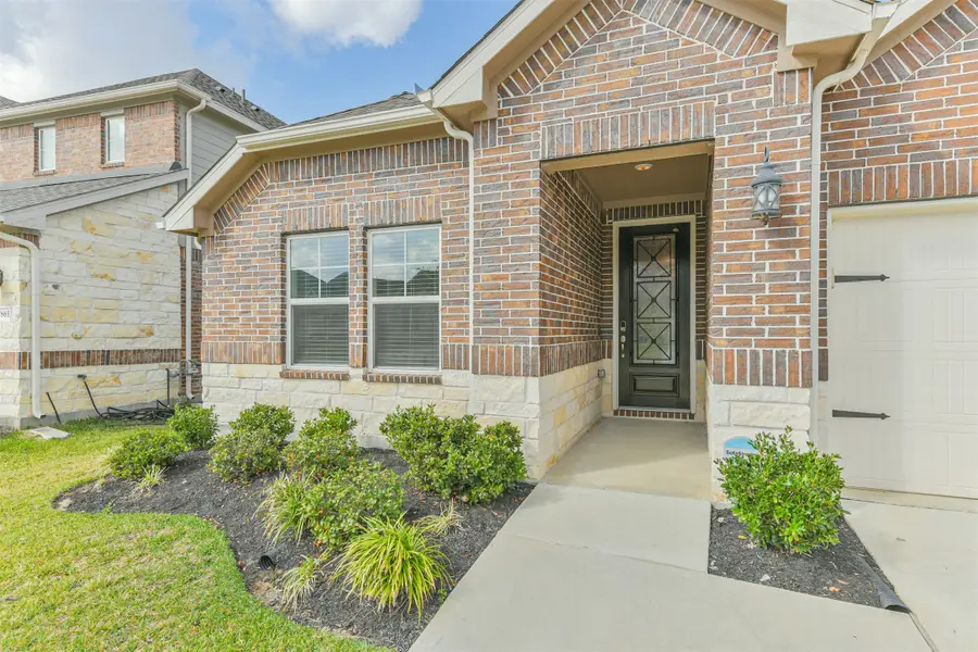 17869 Hanson Ridge Court, Montgomery, TX 77316 - Image #3
