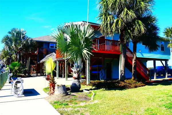 211 Anchor Drive, Freeport, TX 77541