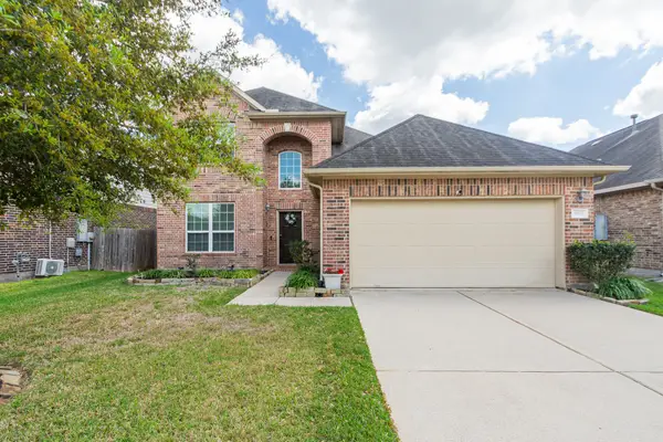 4907 Applewood Crest Lane, Rosharon, TX 77583