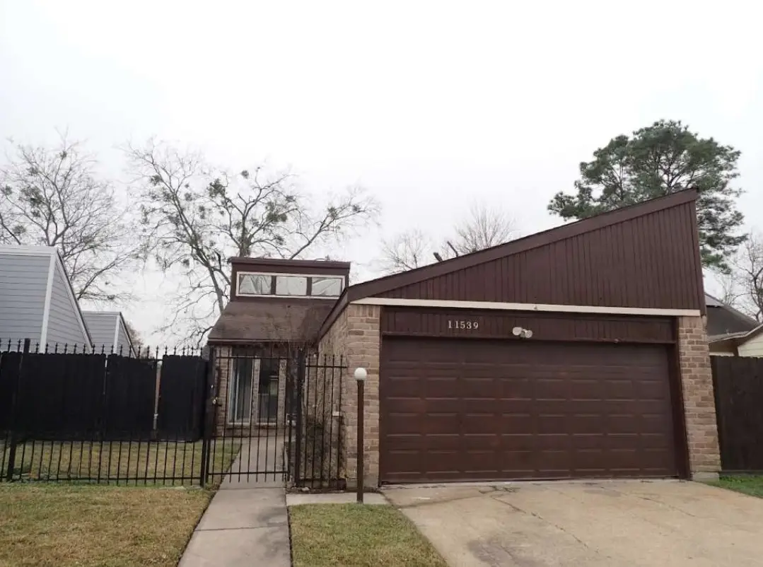 11539 Bellerive Drive, Houston, TX 77072 - Image #1