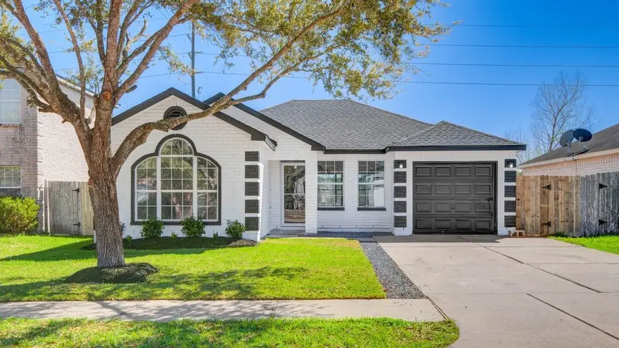 12610 Rio Bravo Street, Rosharon, TX 77583 - #2