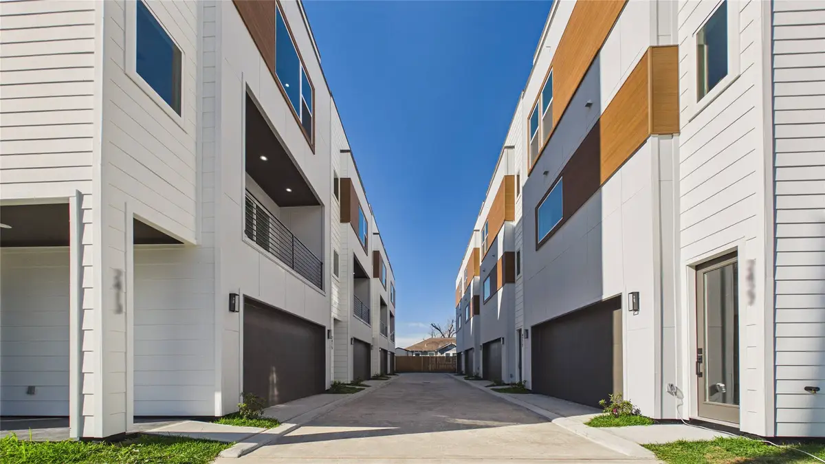 2423 Harrington Street, Houston, TX 77026 - #1