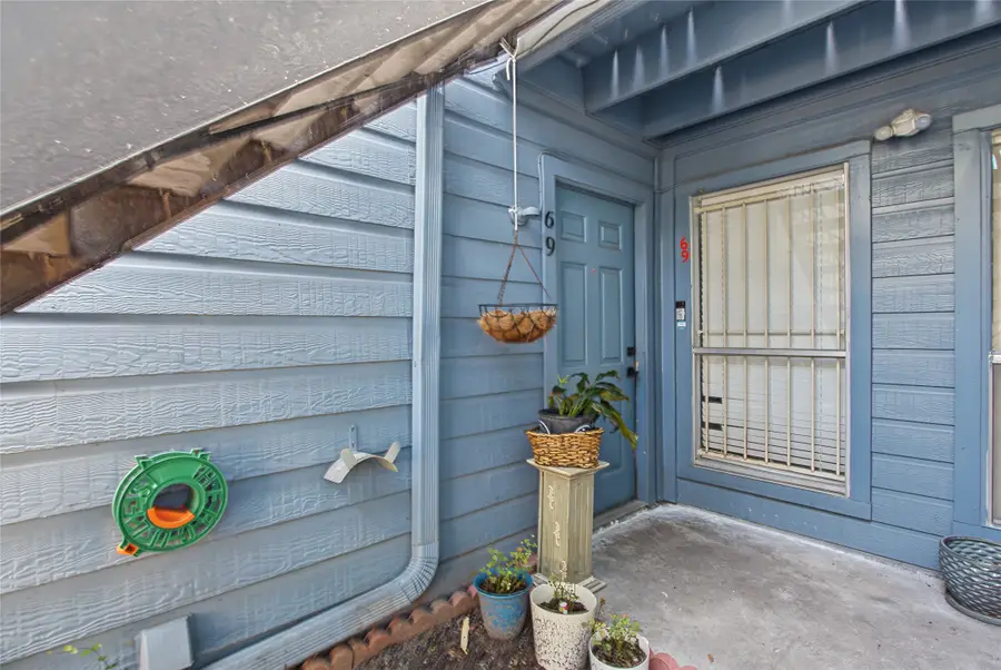 10001 Westpark Drive #69, Houston, TX 77042 - #2
