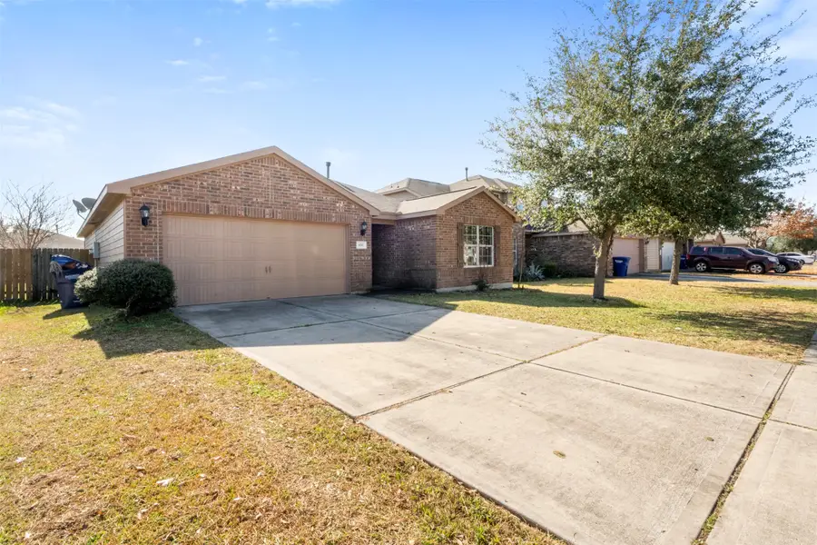 830 Paradise Road, Baytown, TX 77521 - #3