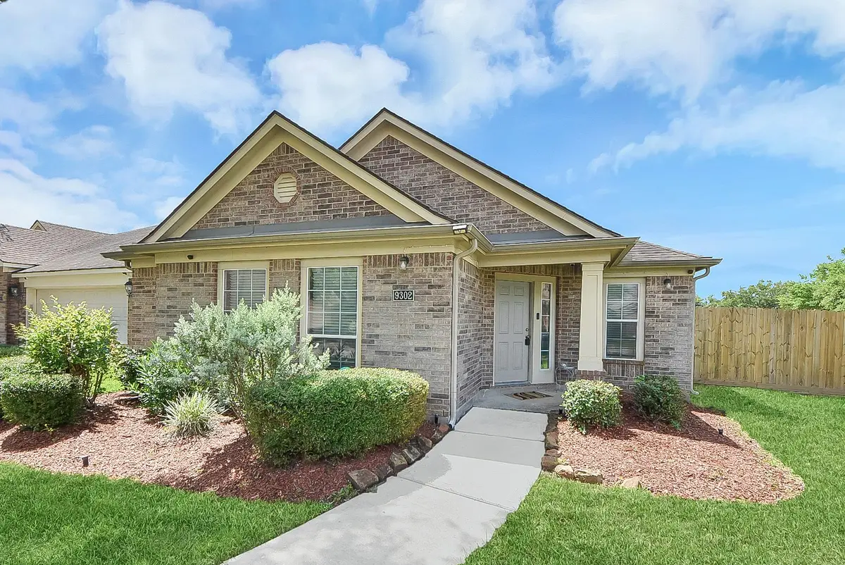 9302 Water Edge Point Lane, Humble, TX 77396 - #1