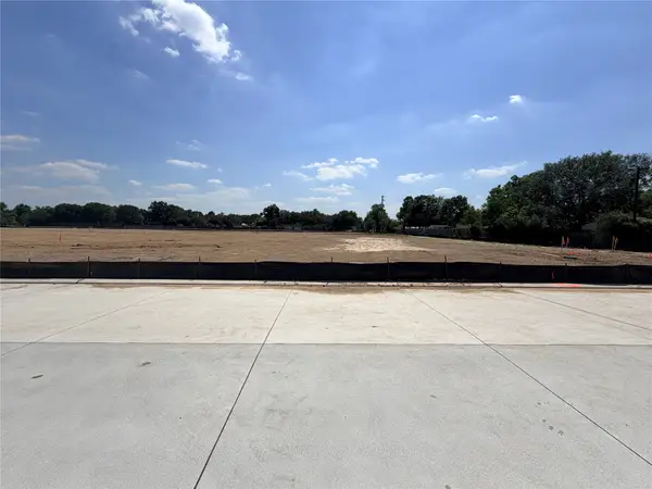 1202 Oaklen Court, Friendswood, TX 77546