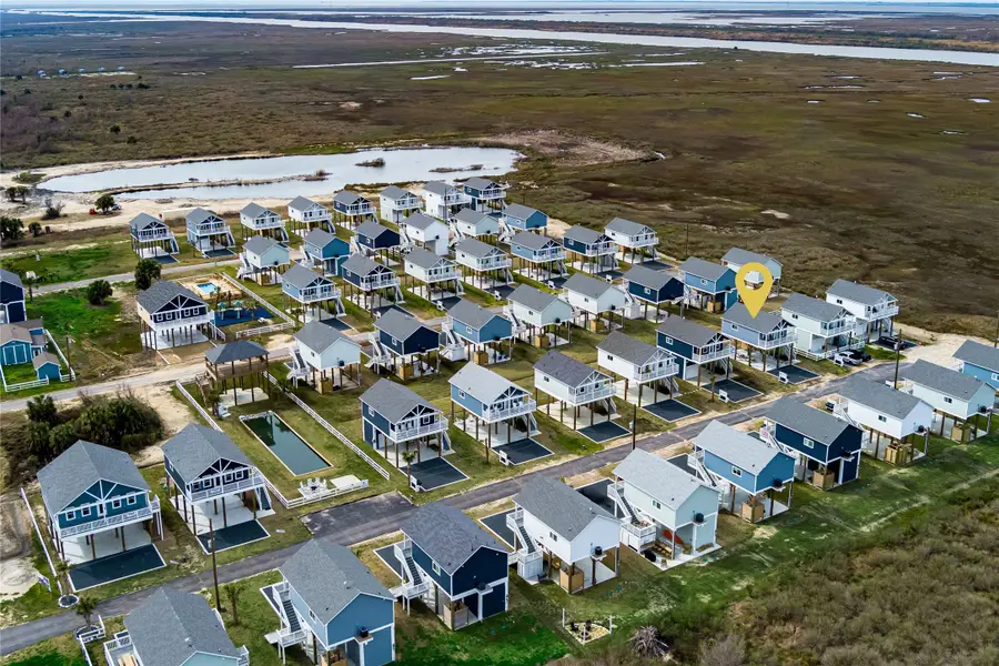 1079 Johnson Road, Gilchrist, TX 77617 - Image #3