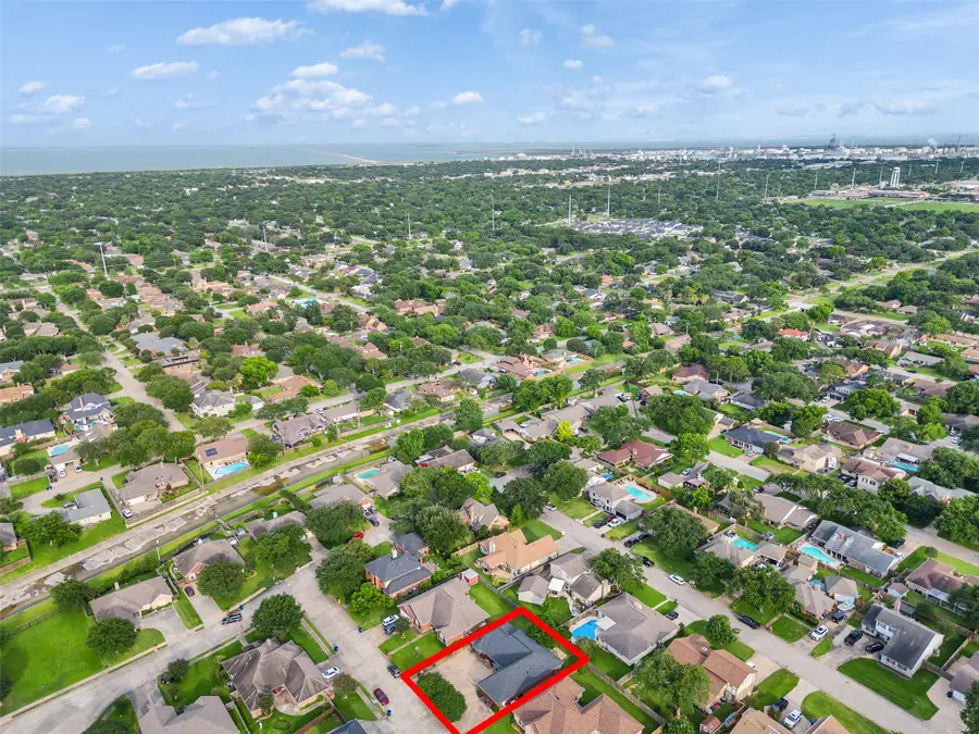 1717 24th Avenue, Texas City, TX 77590 - #3