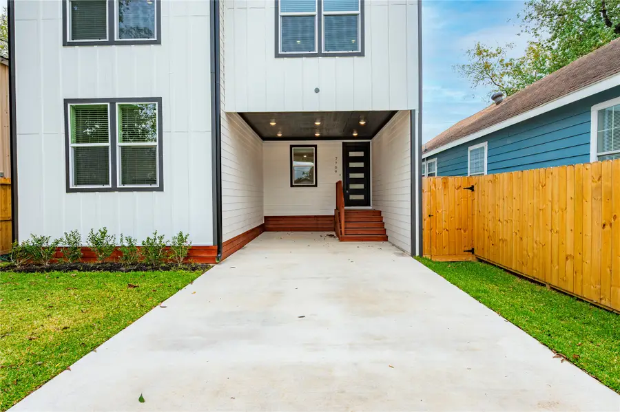 7709 Avenue L, Houston, TX 77012 - #3