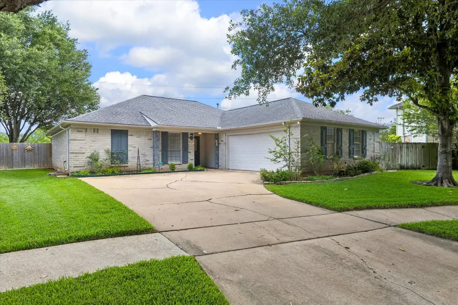 3523 Hidden Creek Drive, Sugar Land, TX 77479 - #2
