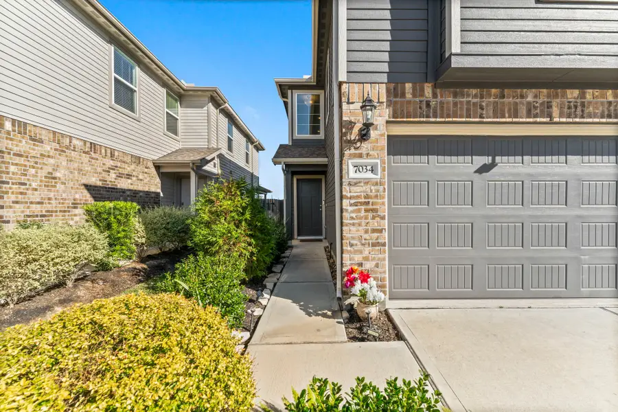 7034 Cedar Breeze Court, Cypress, TX 77433 - Image #3