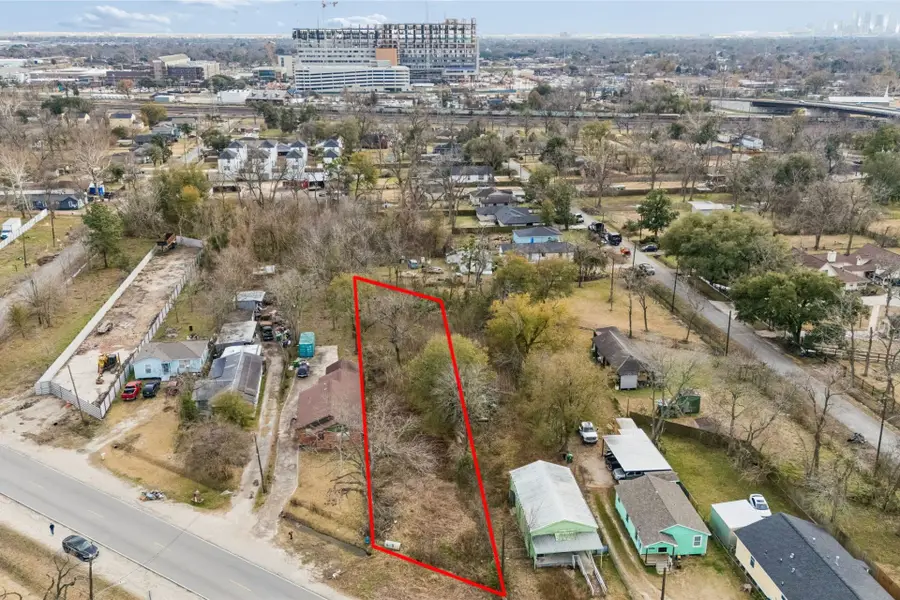 5222 Bennington Street, Houston, TX 77028 - Image #3