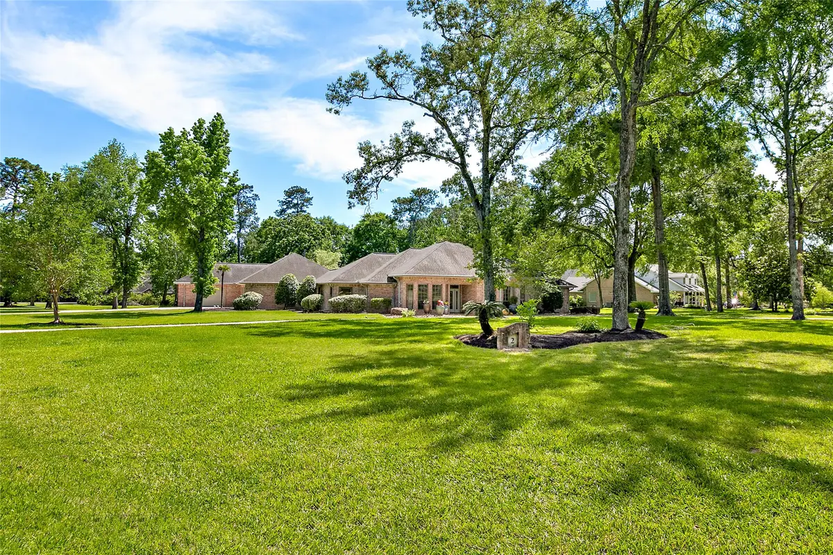 2 Oak Crest Circle, Magnolia, TX 77354 - Image #1