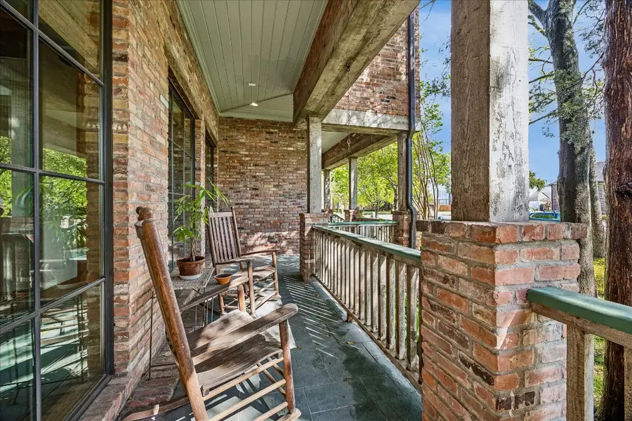 8810 Echo Valley Drive, Spring Valley Village, TX 77055 - #3