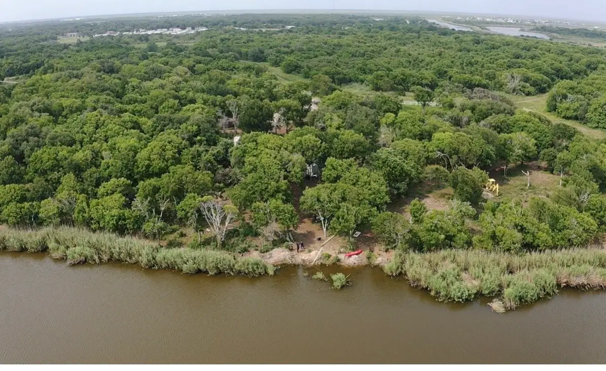2225 Johnson Drive, Oyster Creek, TX 77541 - #1