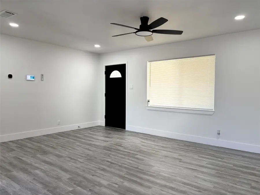 6510 Ashton Street, Houston, TX 77091 - Image #2