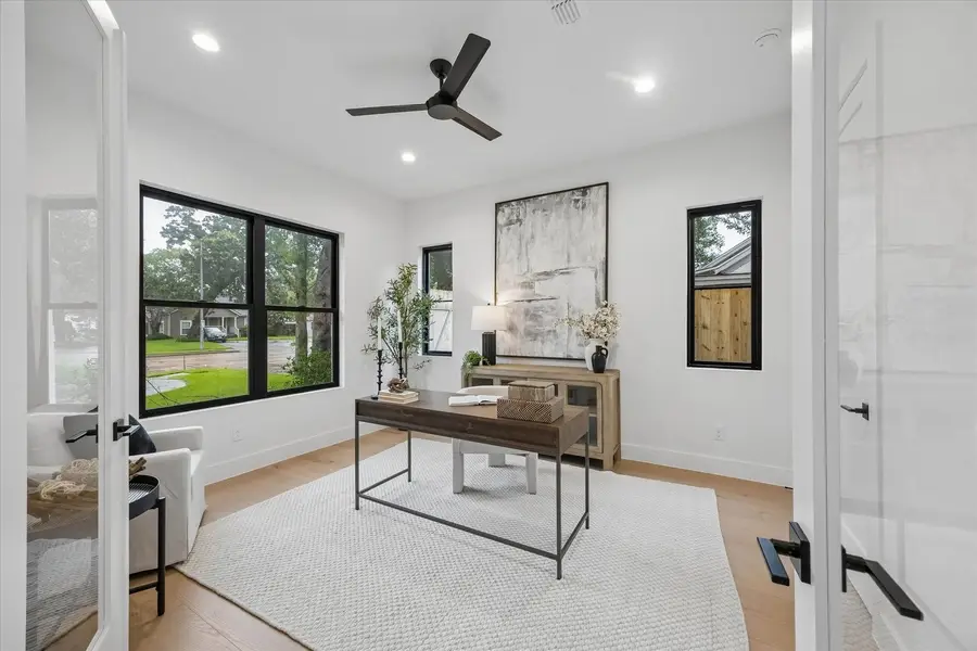 1031 W 43rd Street, Houston, TX 77018 - #3