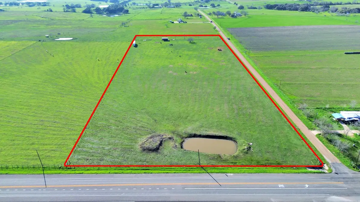 260 High Hill Road, Schulenburg, TX 78956 - Image #1