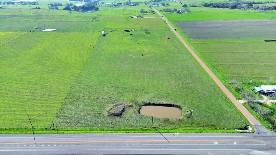 260 High Hill Road, Schulenburg, TX 78956 - Image #2