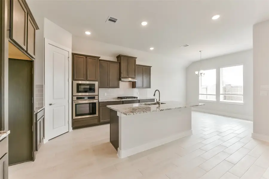 3113 Hidden Mist Drive, La Marque, TX 77568 - #2